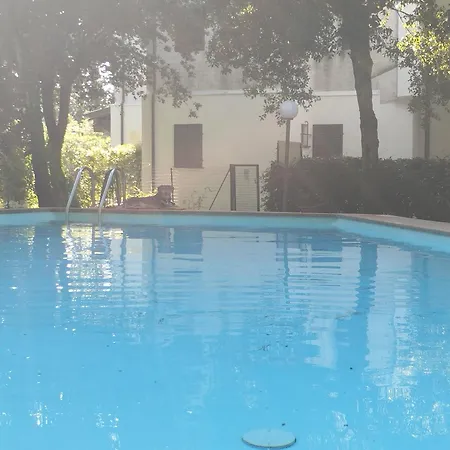 Casa Tra Mare E Montagna A Dei Marmi